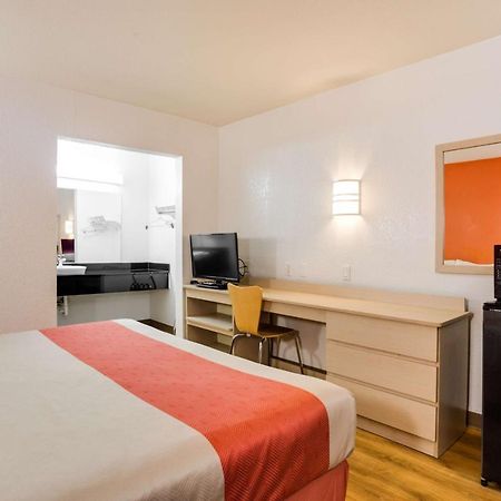 Motel 6-Fayetteville, Ar Экстерьер фото